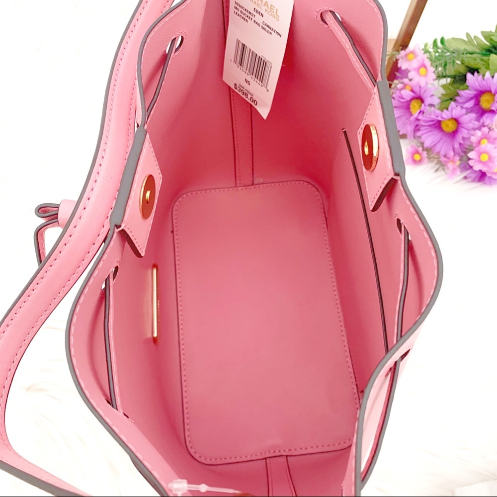 📌CLOSING SALE📌MICHAEL KORS BUCKET MESSENGER BAG - Picture 4 of 8